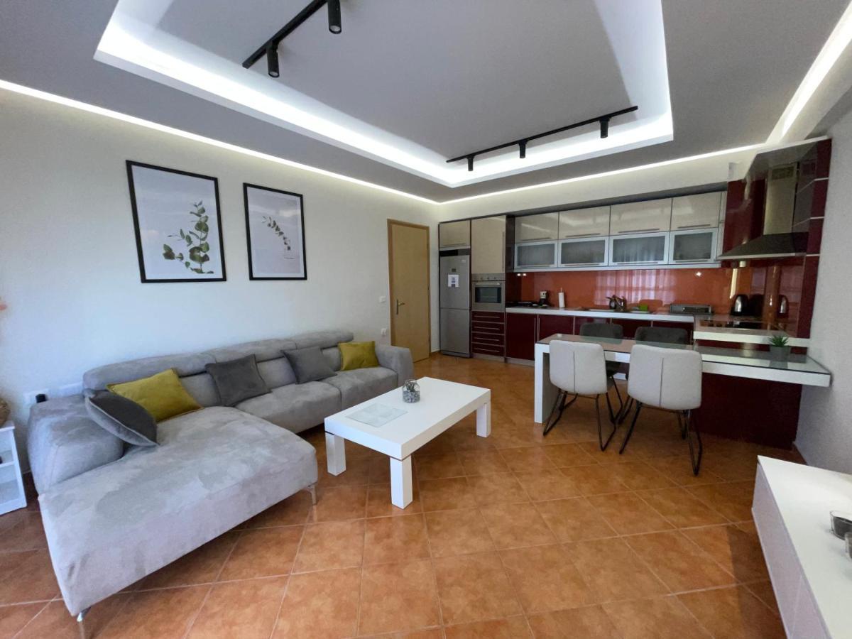 Saranda Central Apartment Экстерьер фото
